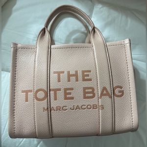 Marc Jacobs The Tote Bag in small